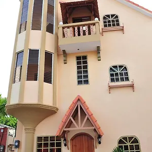 https://hostal-los-jensen.comcaribbean.com